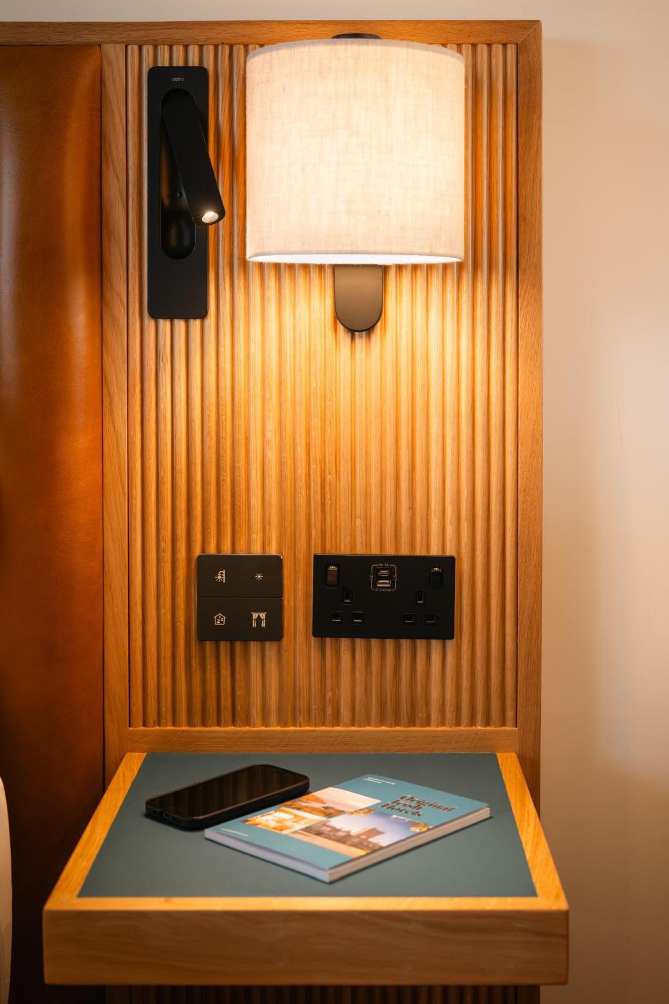 Kilkenny Pembroke Hotel Екстер'єр фото