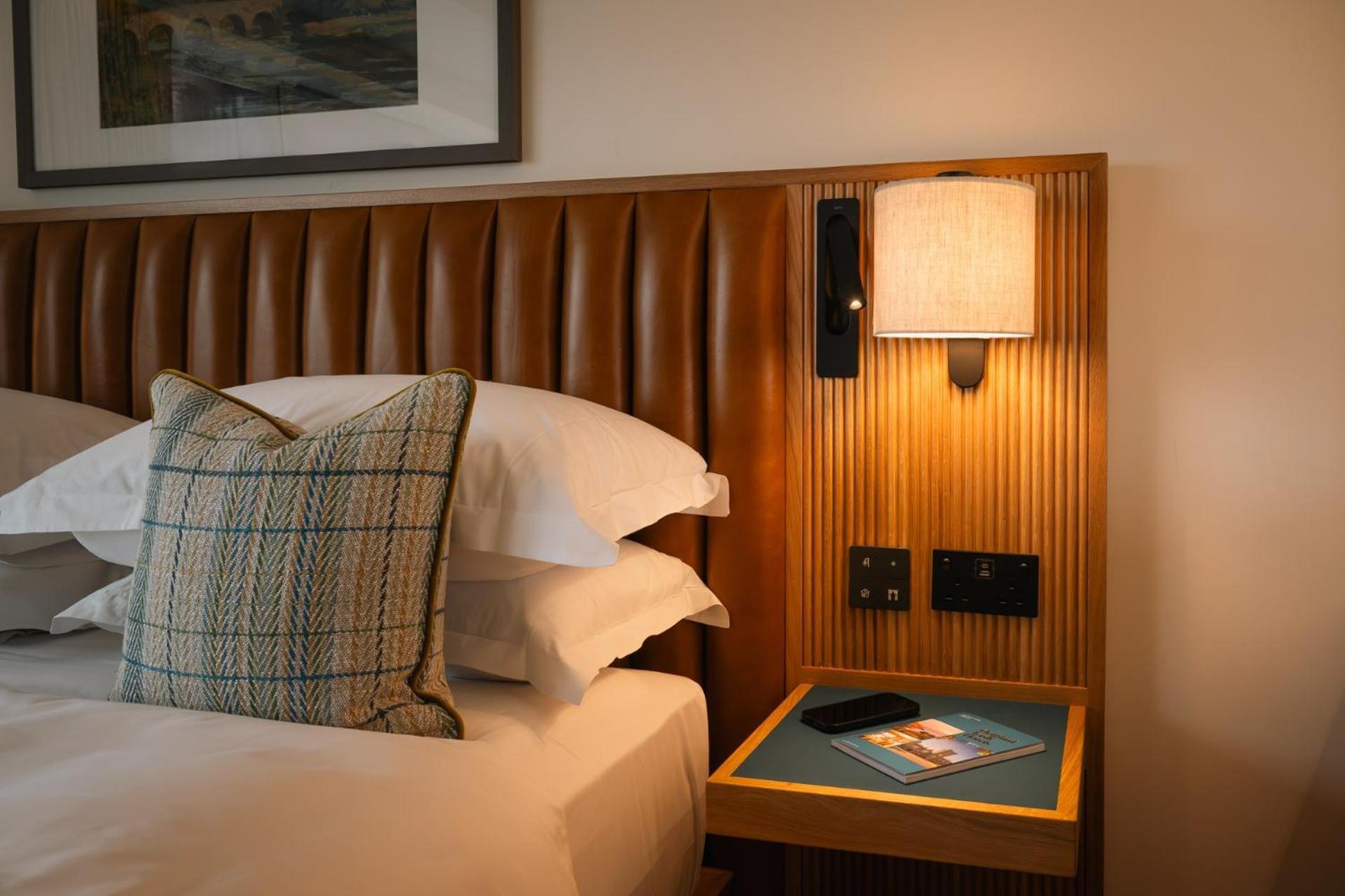 Kilkenny Pembroke Hotel Екстер'єр фото