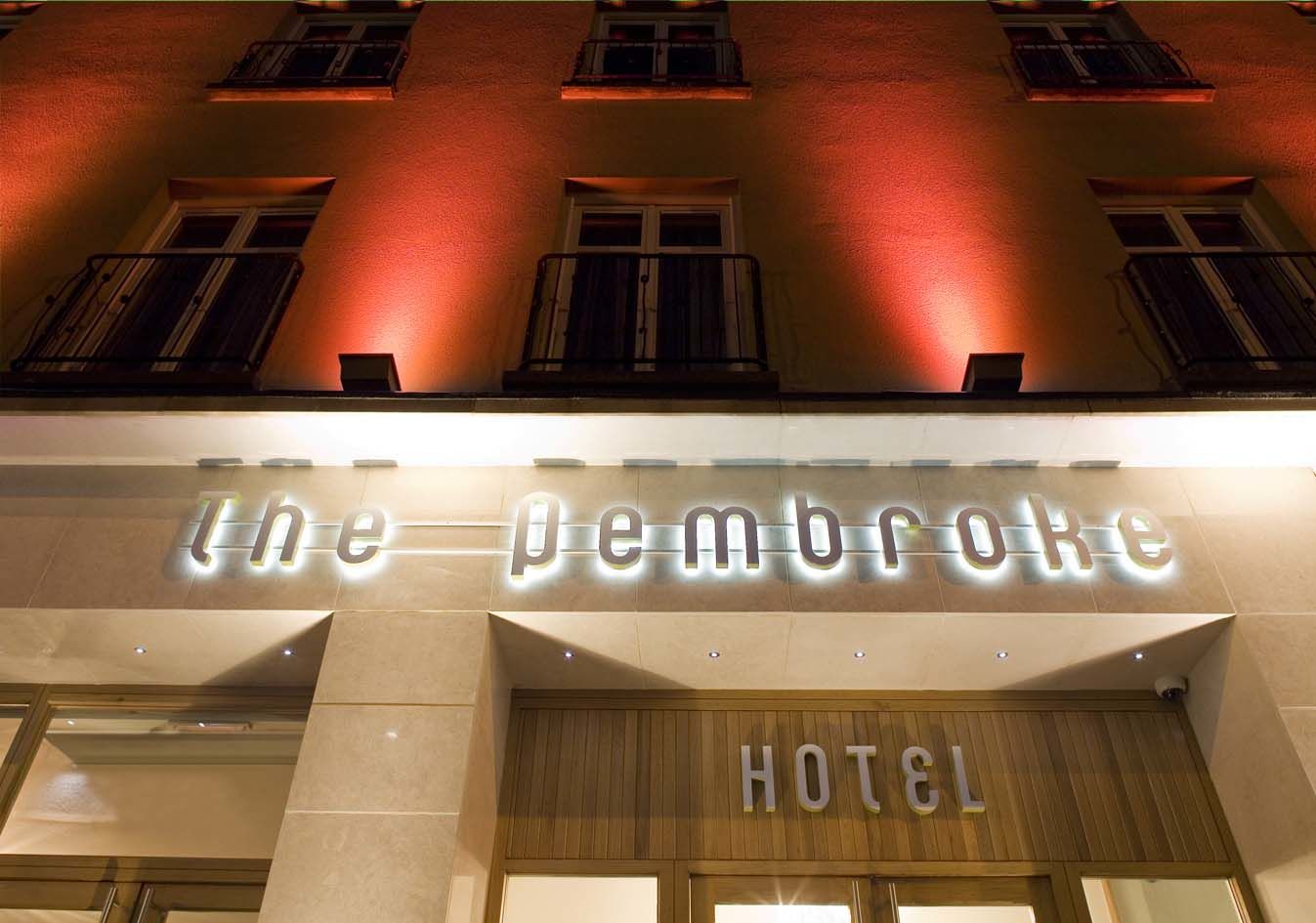 Kilkenny Pembroke Hotel Екстер'єр фото