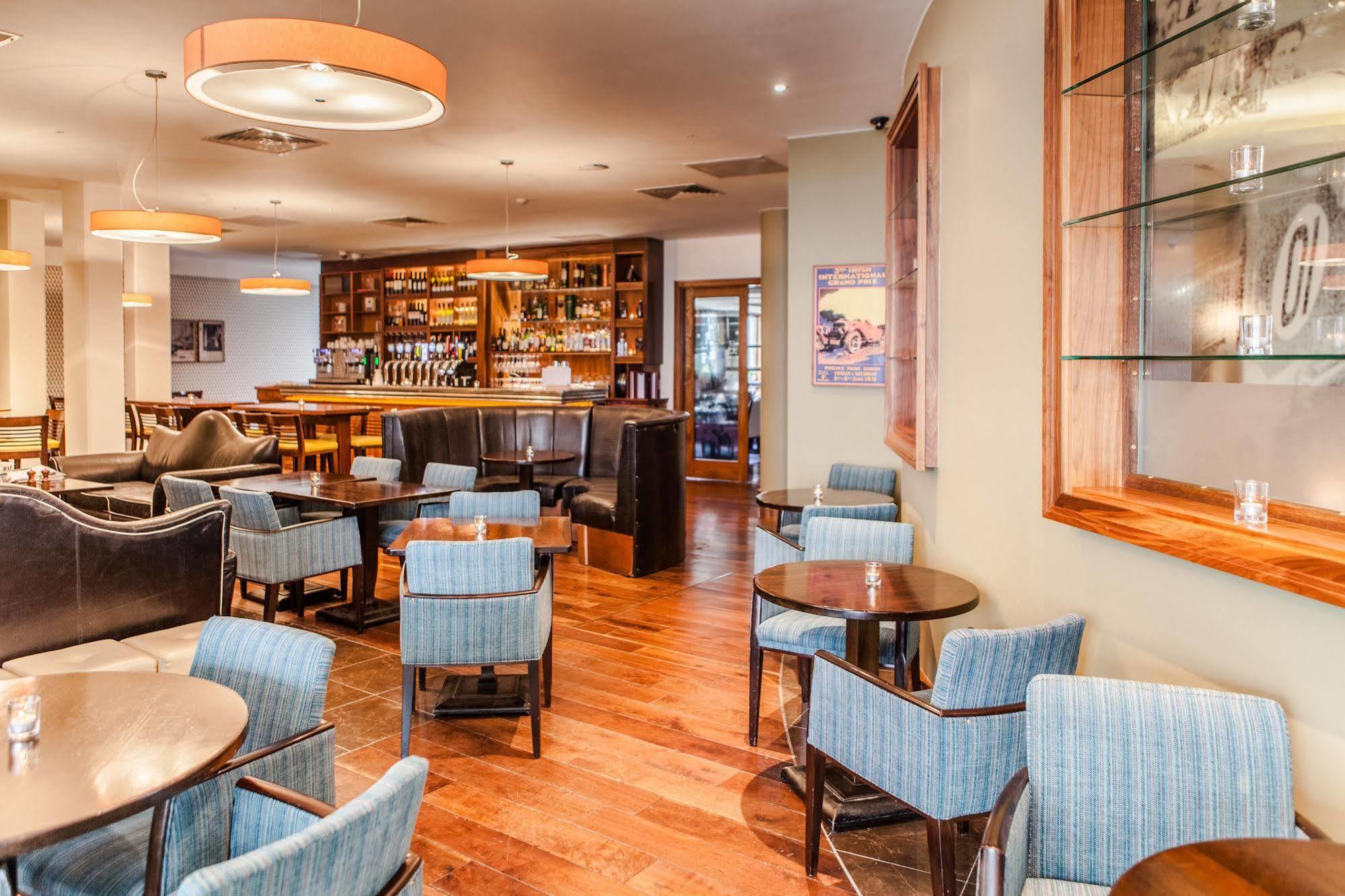 Kilkenny Pembroke Hotel Екстер'єр фото